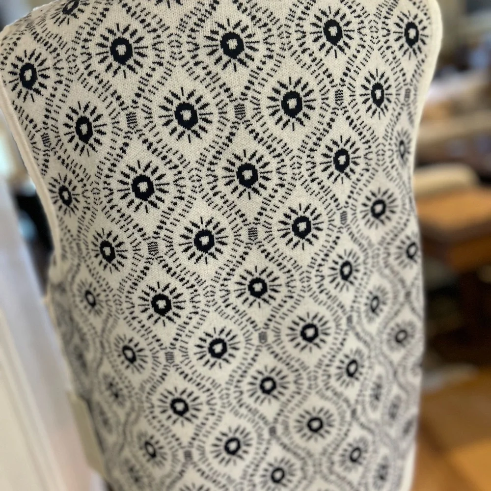 NWT Joie Black & White Patterned Soft Knit Tank Top Sweater